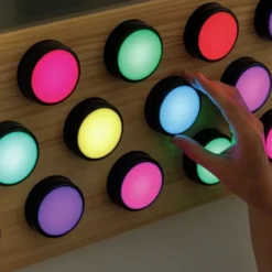 Aktivitetstavle med roterbare LED- lys