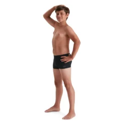 Essential Aquashort Badebukse jr 152