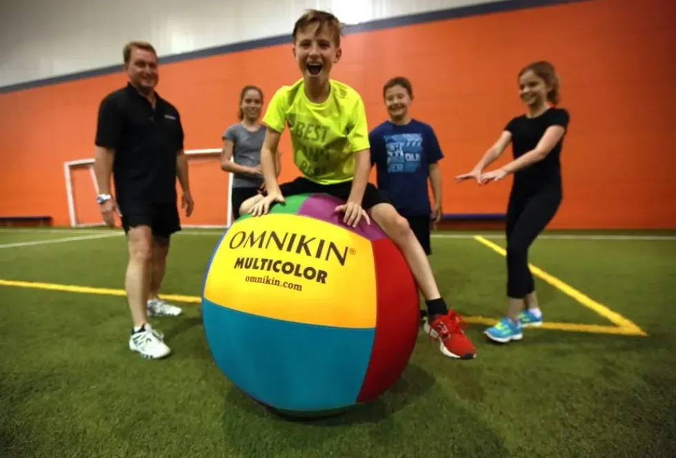 Omnikin® Multicolor ball 84 cm
