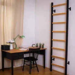 Ribbevegg BenchK 200 Svart