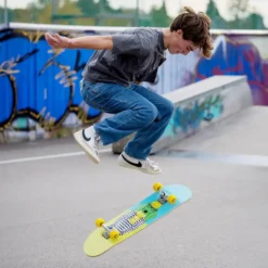 Schildkröt Skateboard Kicker 31
