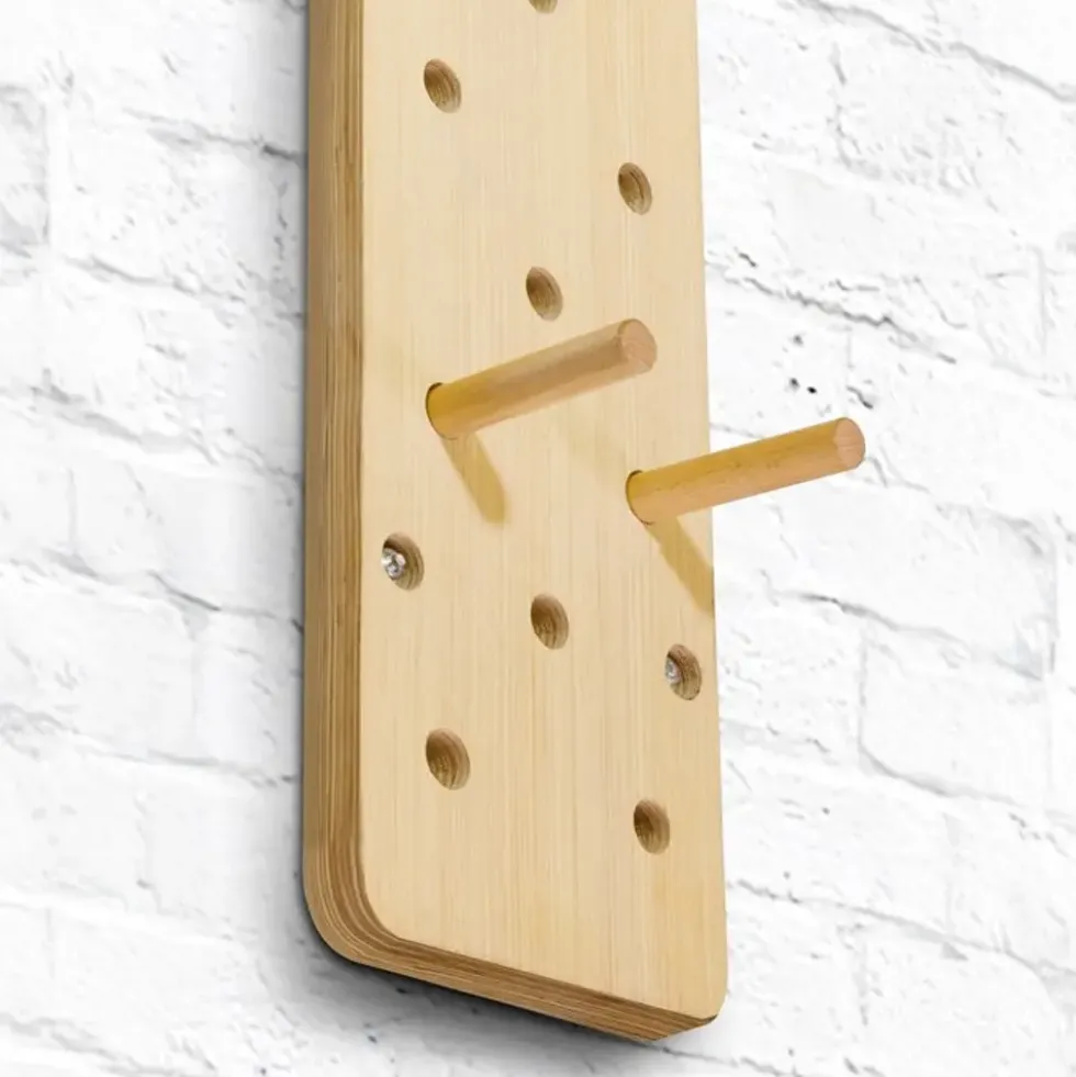 Treningsvegg MF Peg Board 242 cm