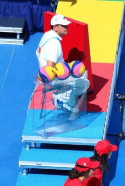 Vannpolo ballholder